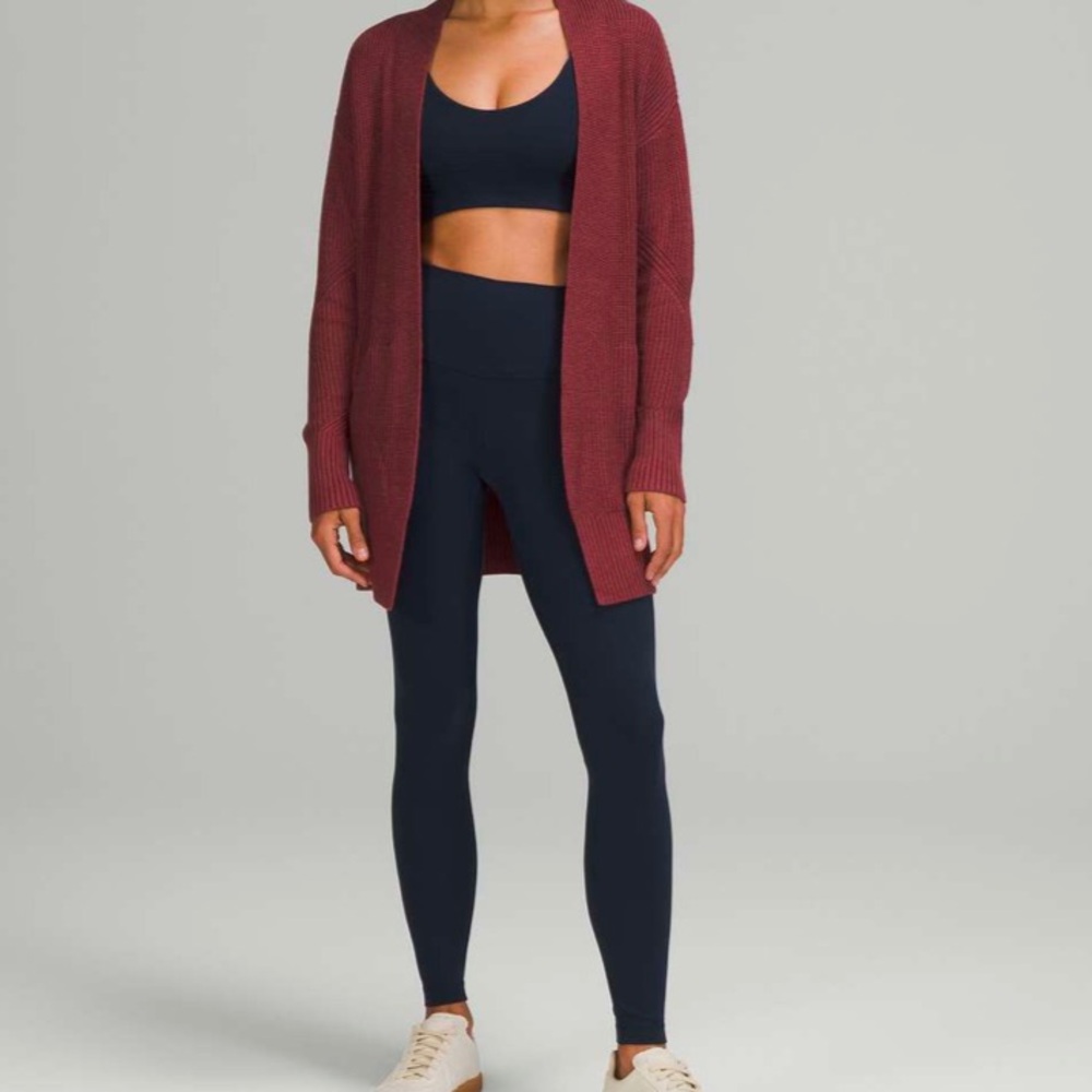 🩷NWT LULULEMON CASHLU SWEATER WRAP IN HEATHERED MULLED WINE M/L - Picture 5 of 15